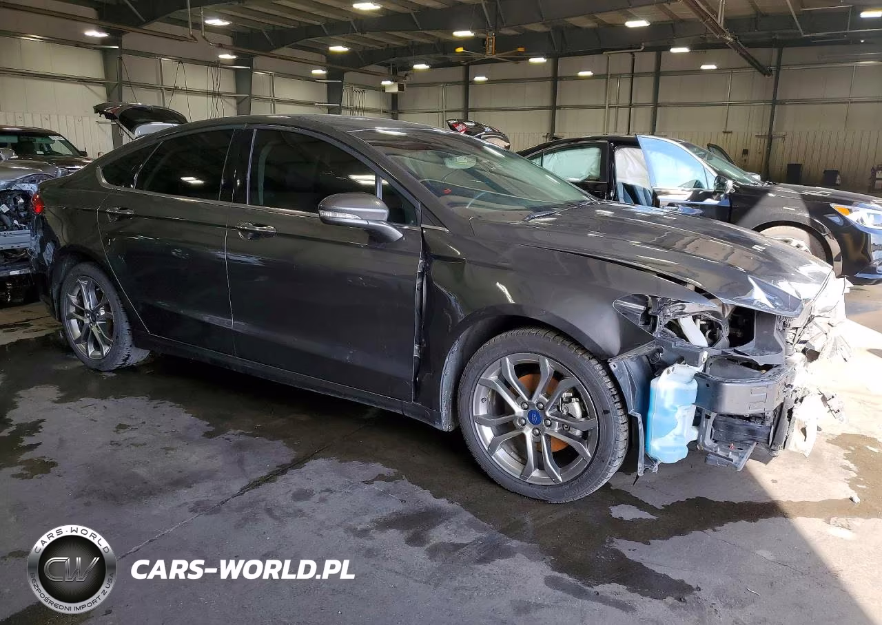 2020 Ford Fusion Sel VIN:3FA6P0CD8LR130686 - 4