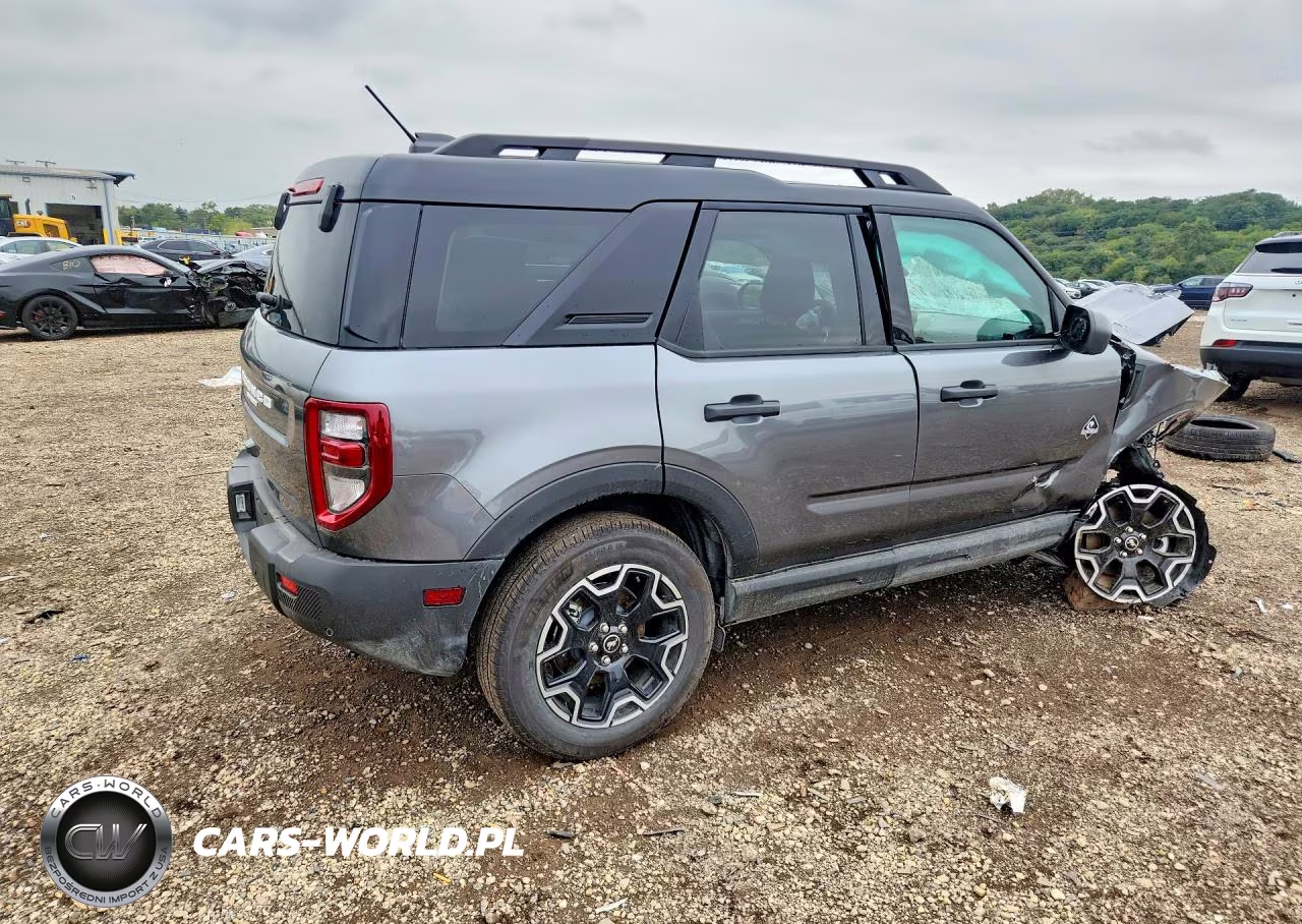 2026 Ford Bronco Sport Outer Banks VIN:3FMCR9CNXTRE63147 - 3