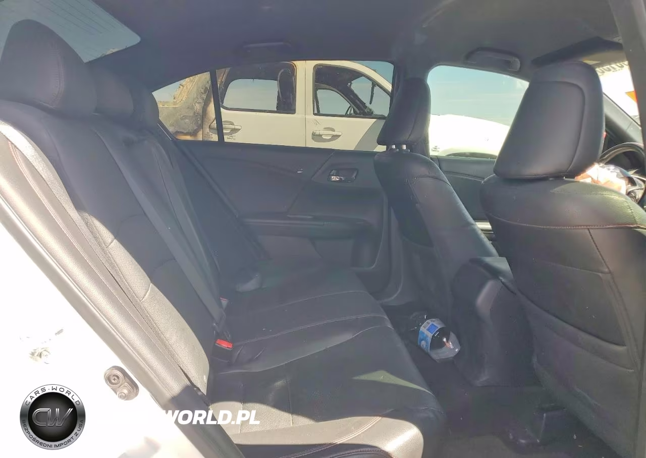 2017 Honda Accord Sport Special Edition VIN:1HGCR2F15HA200085 - 10