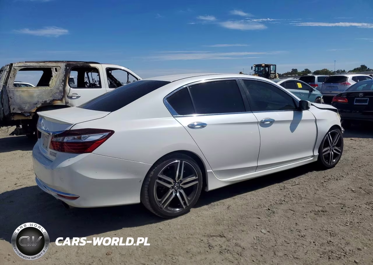 2017 Honda Accord Sport Special Edition VIN:1HGCR2F15HA200085 - 3
