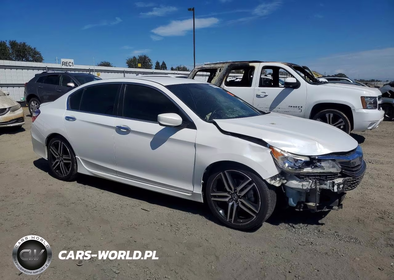 2017 Honda Accord Sport Special Edition VIN:1HGCR2F15HA200085 - 4