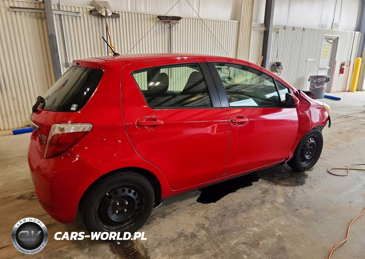 2014 Toyota Yaris 5-Door Le VIN:JTDKTUD39ED574950 - 3