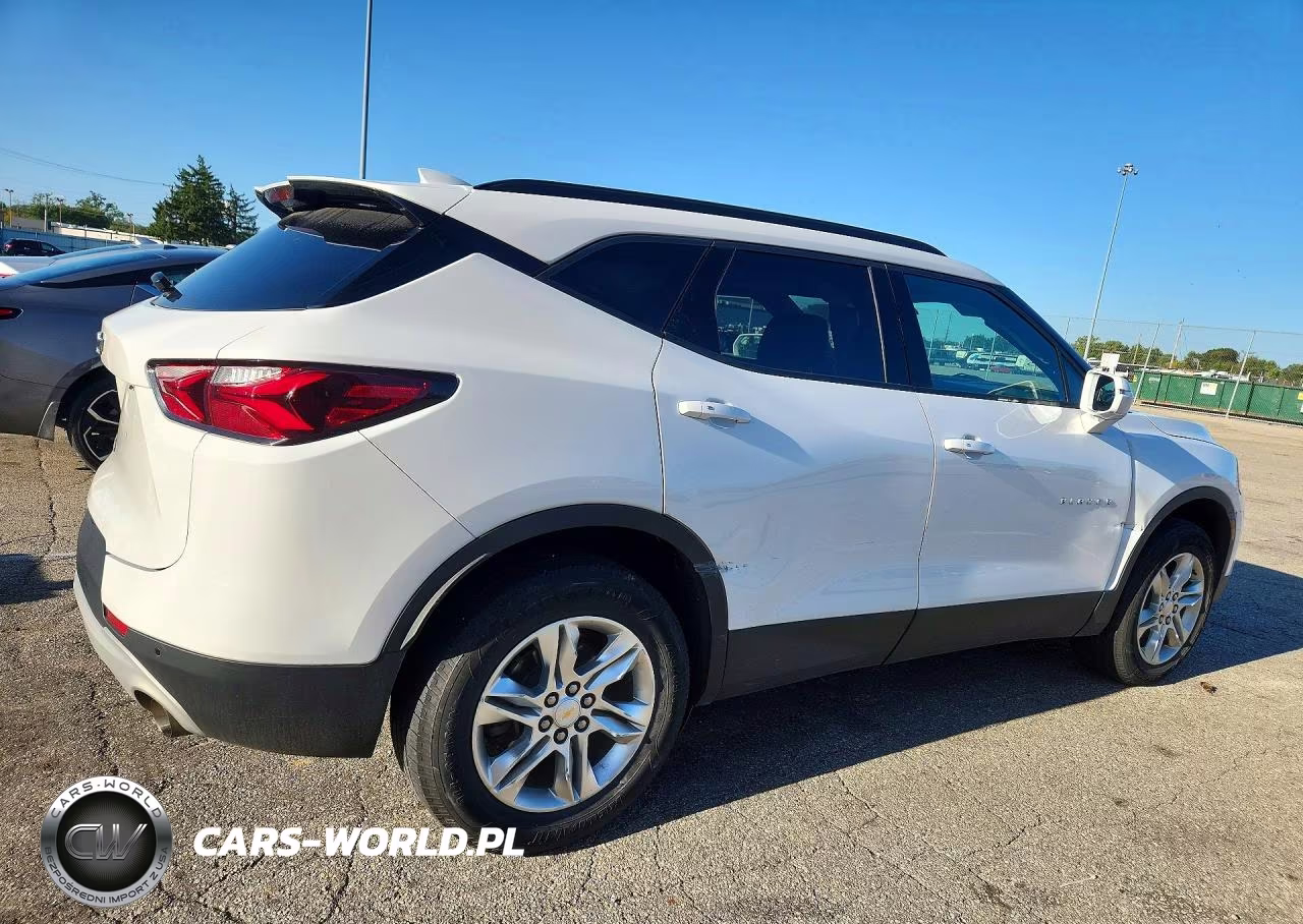 2020 Chevrolet Blazer 2Lt VIN:3GNKBHR49LS682811 - 3