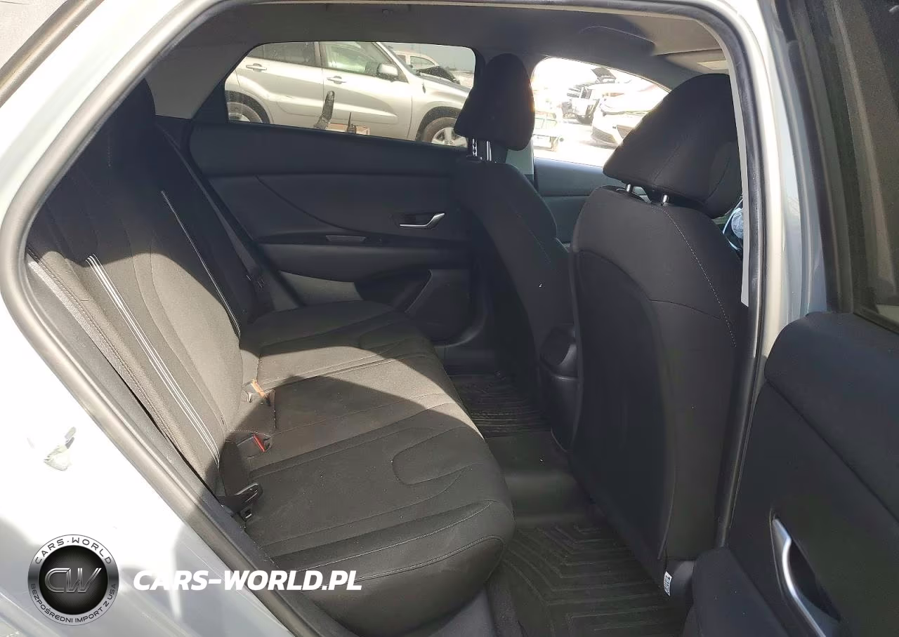 2022 Hyundai Elantra Sel VIN:KMHLM4AG4NU219320 - 10