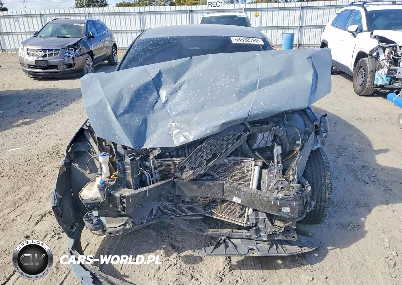 2022 Hyundai Elantra Sel VIN:KMHLM4AG4NU219320 - 5