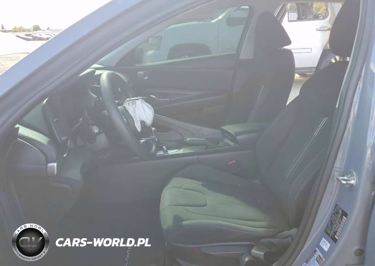 2022 Hyundai Elantra Sel VIN:KMHLM4AG4NU219320 - 7