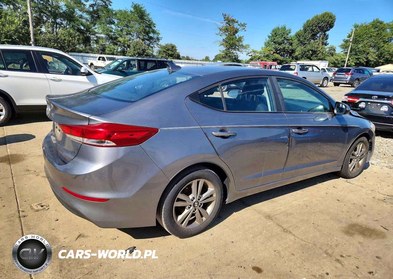 2018 Hyundai Elantra Sel VIN:5NPD84LFXJH278832 - 3