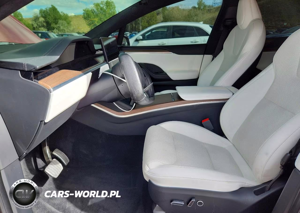 2023 Tesla Model X VIN:7SAXCDE50PF371949 - 7