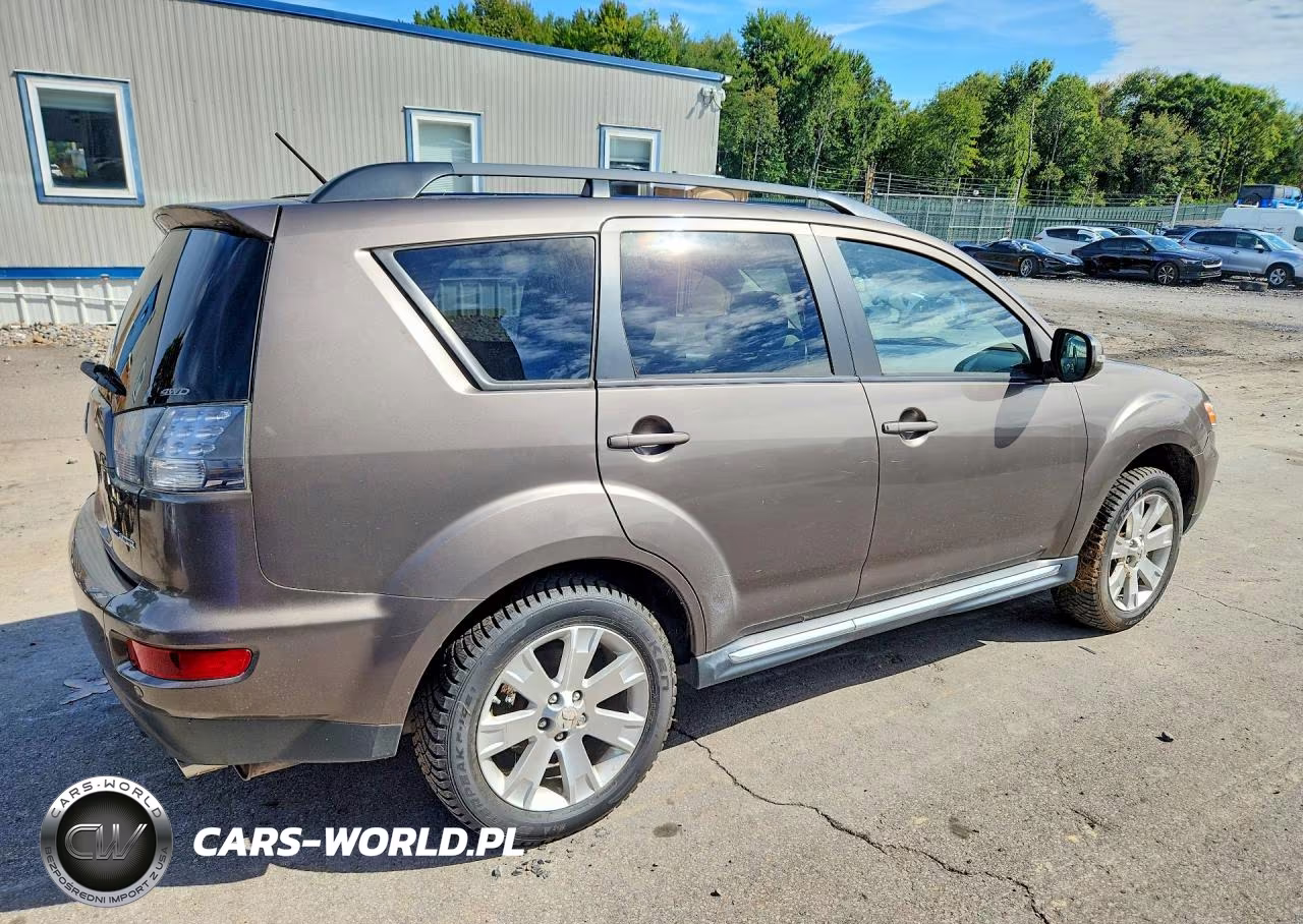 2013 Mitsubishi Outlander Se VIN:JA4JT3AW8DU014270 - 3