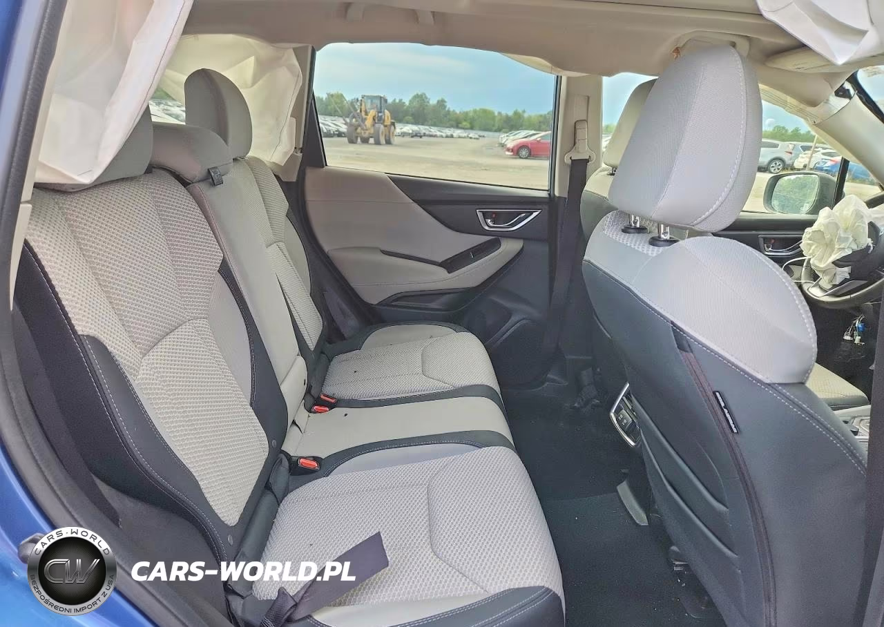 2020 Subaru Forester Premium VIN:JF2SKAJC2LH403907 - 10