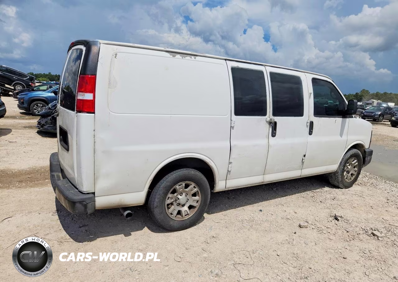 2011 Chevrolet Express G1500 VIN:1GCSGAFX6B1190317 - 3