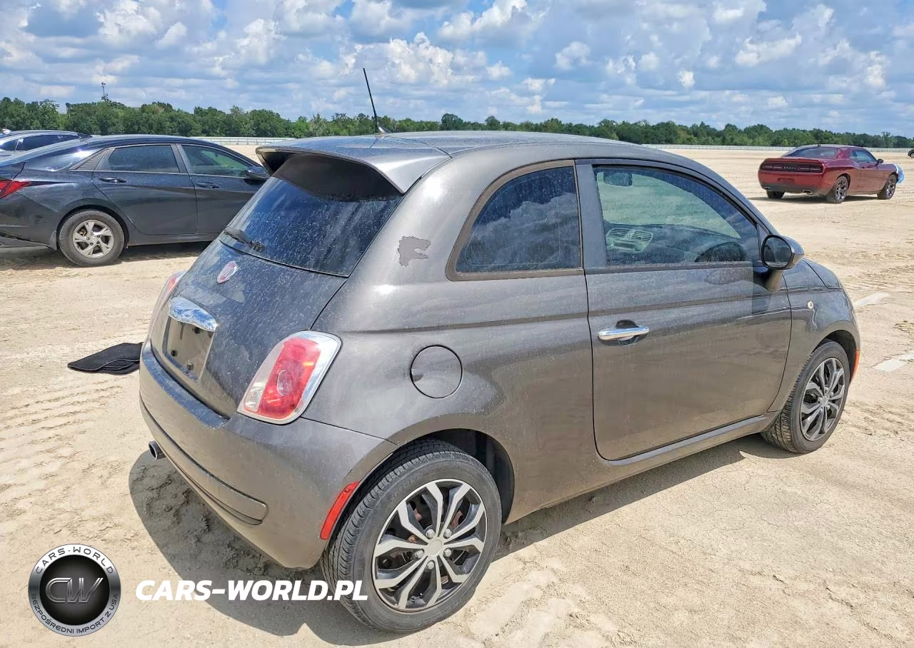 2013 Fiat 500 Pop VIN:3C3CFFAR5DT667879 - 3