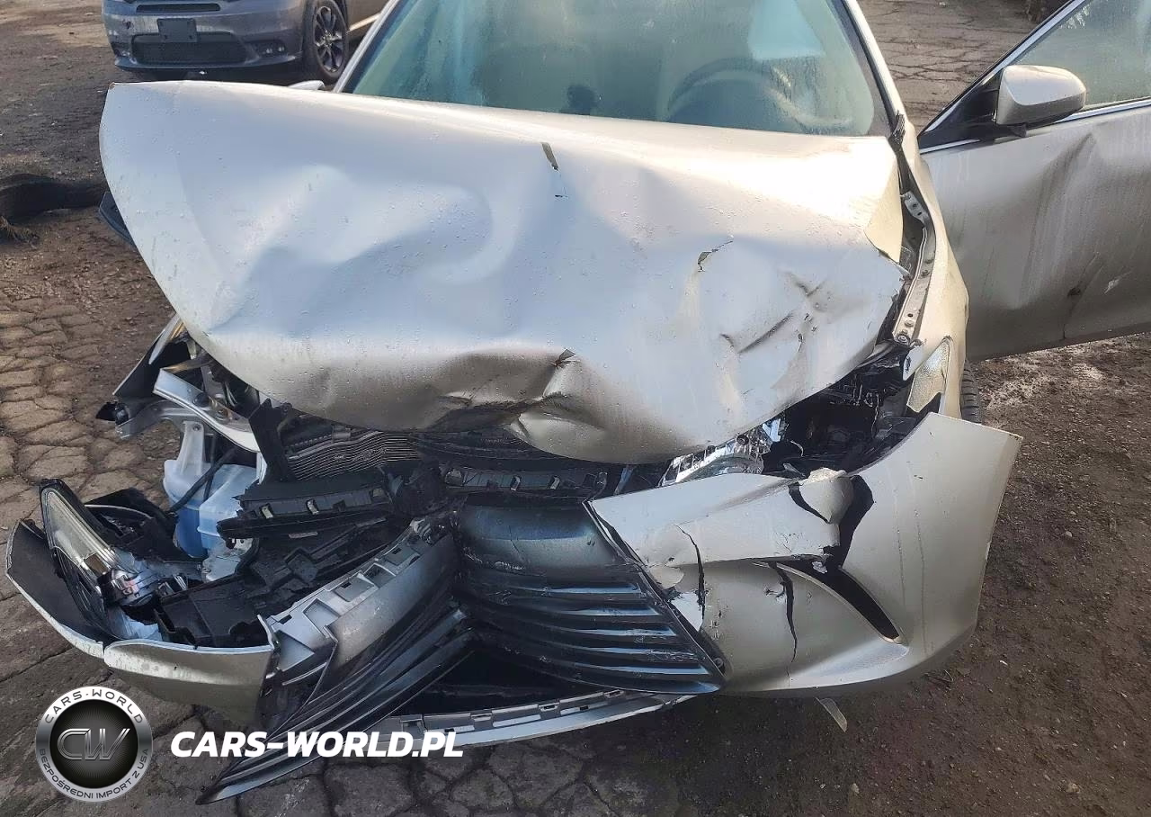 2015 Toyota Camry Le VIN:4T1BF1FKXFU099235 - 11