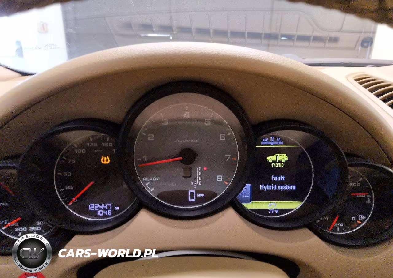 2013 Porsche Cayenne S Hybrid VIN:WP1AE2A26DLA15784 - 9