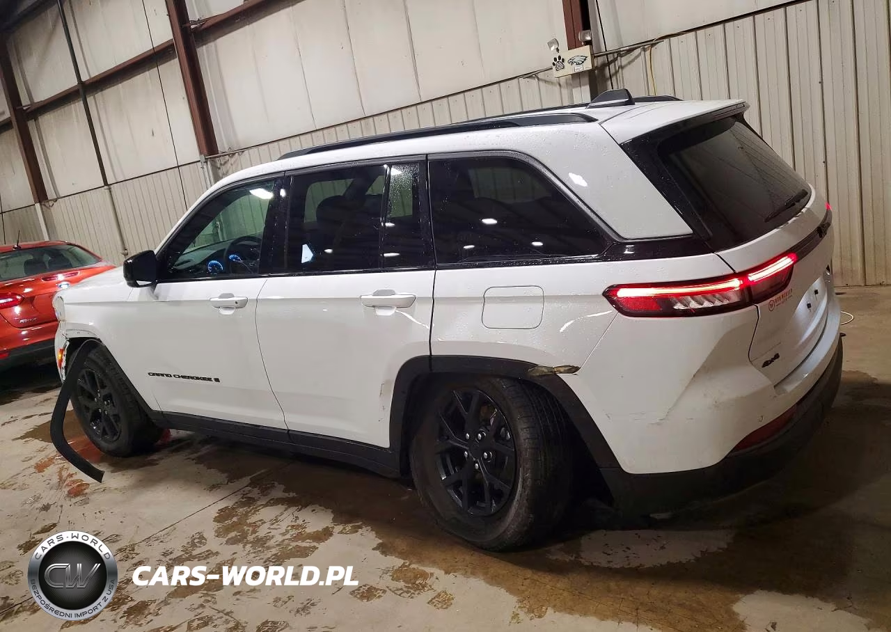 2026 Jeep Grand Cherokee Base VIN:1C4RJHARXTC243480 - 2