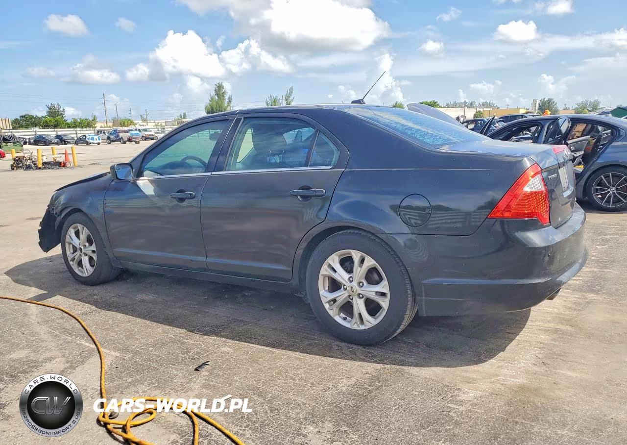 2012 Ford Fusion Se VIN:3FAHP0HGXCR305743 - 2