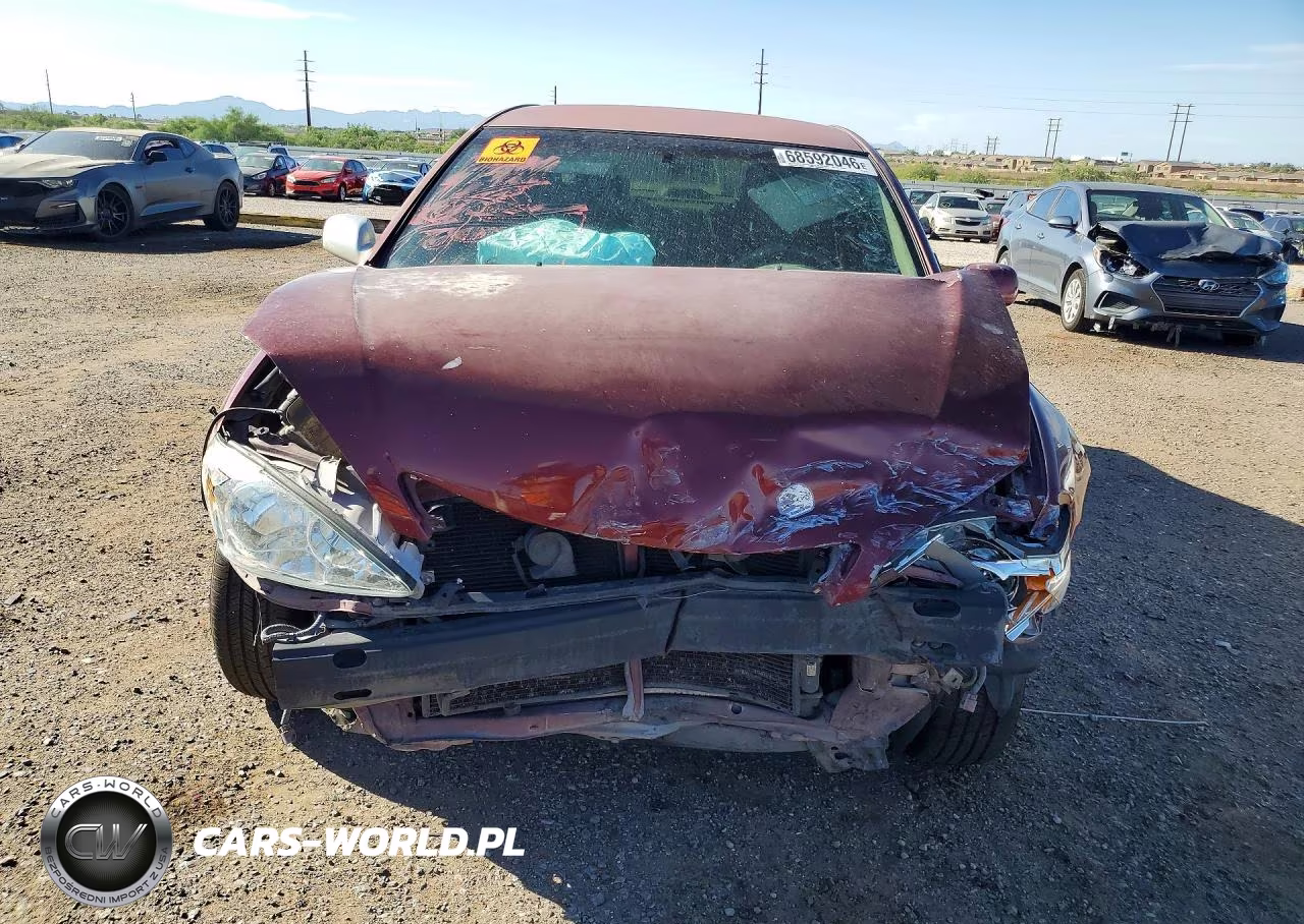 2002 Toyota Camry Le VIN:4T1BE32K92U091190 - 5