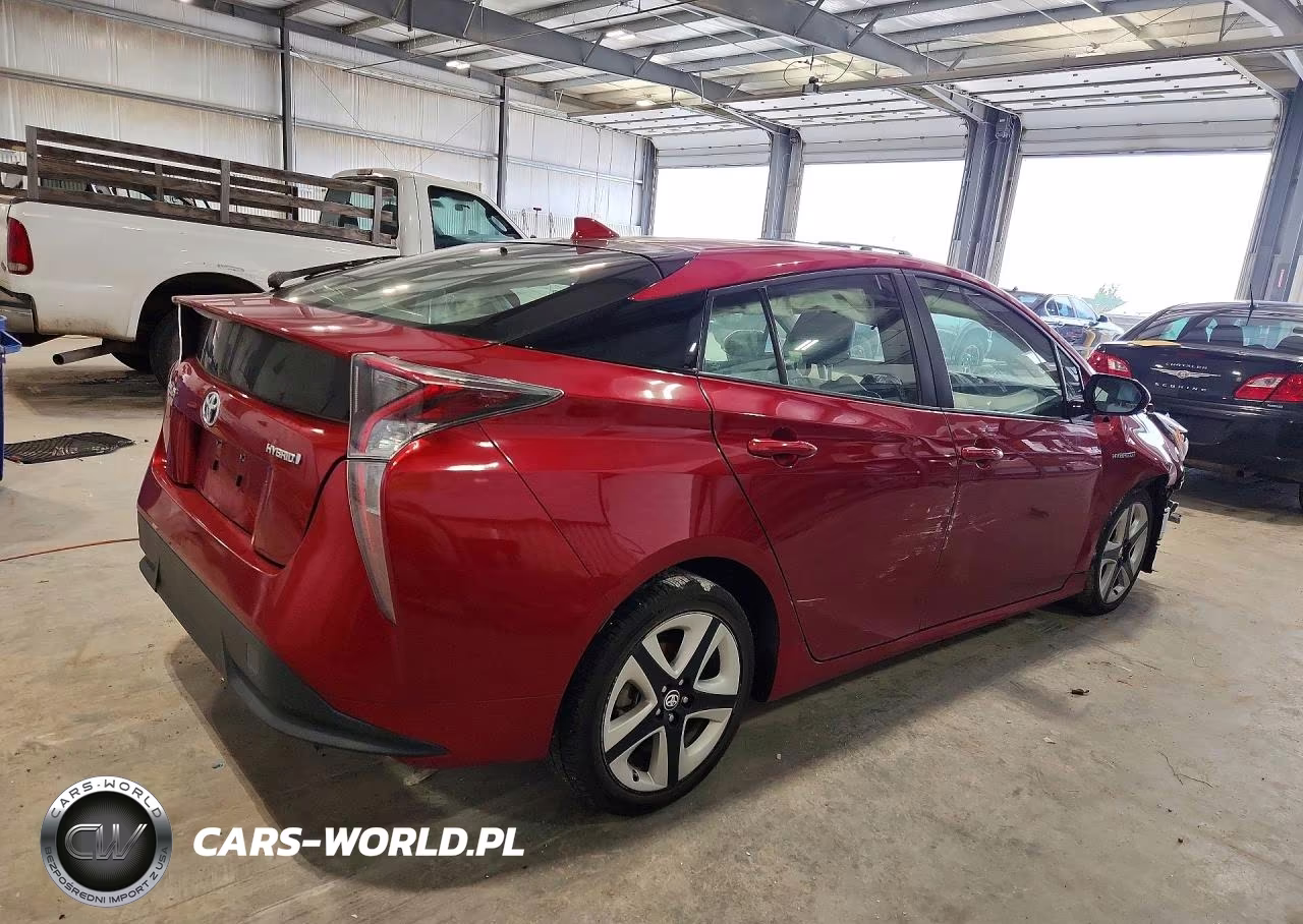 2016 Toyota Prius Three Touring VIN:JTDKARFU8G3521402 - 3