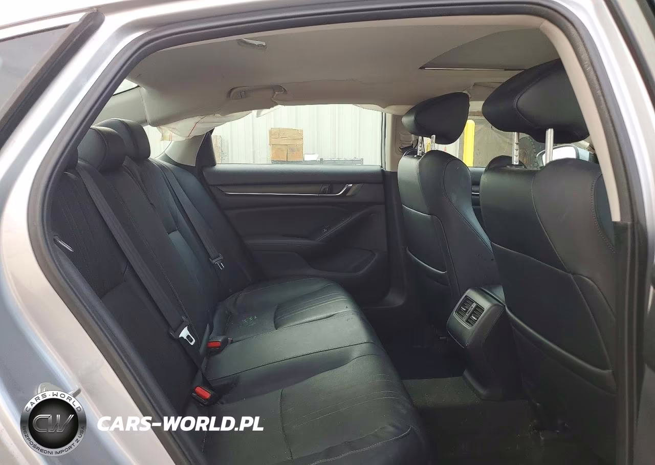 2018 Honda Accord Touring VIN:1HGCV1F97JA065869 - 10