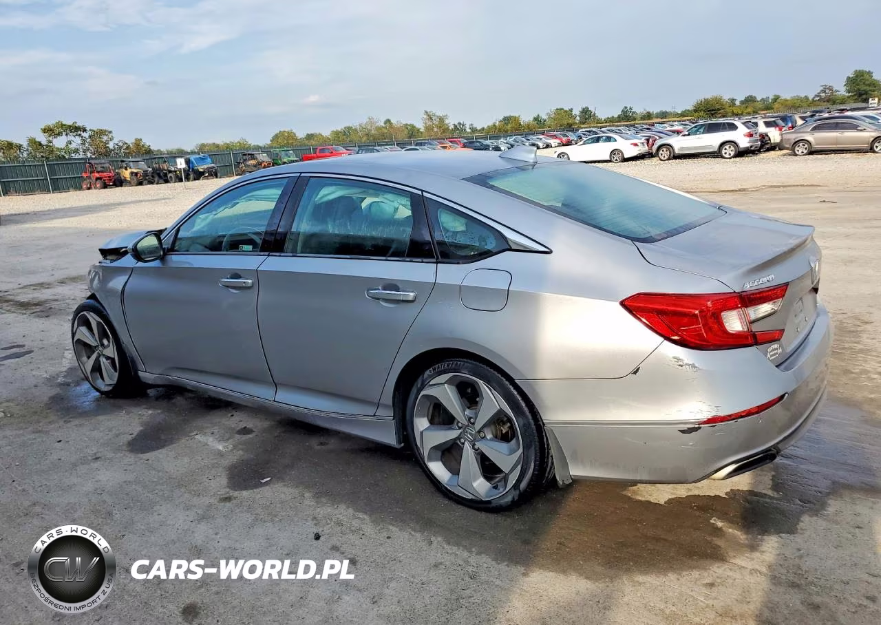 2018 Honda Accord Touring VIN:1HGCV1F97JA065869 - 2