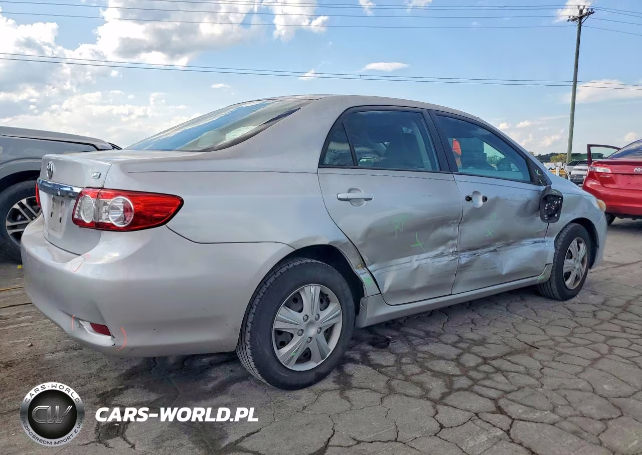 2011 Toyota Corolla Le VIN:2T1BU4EE5BC549503 - 3