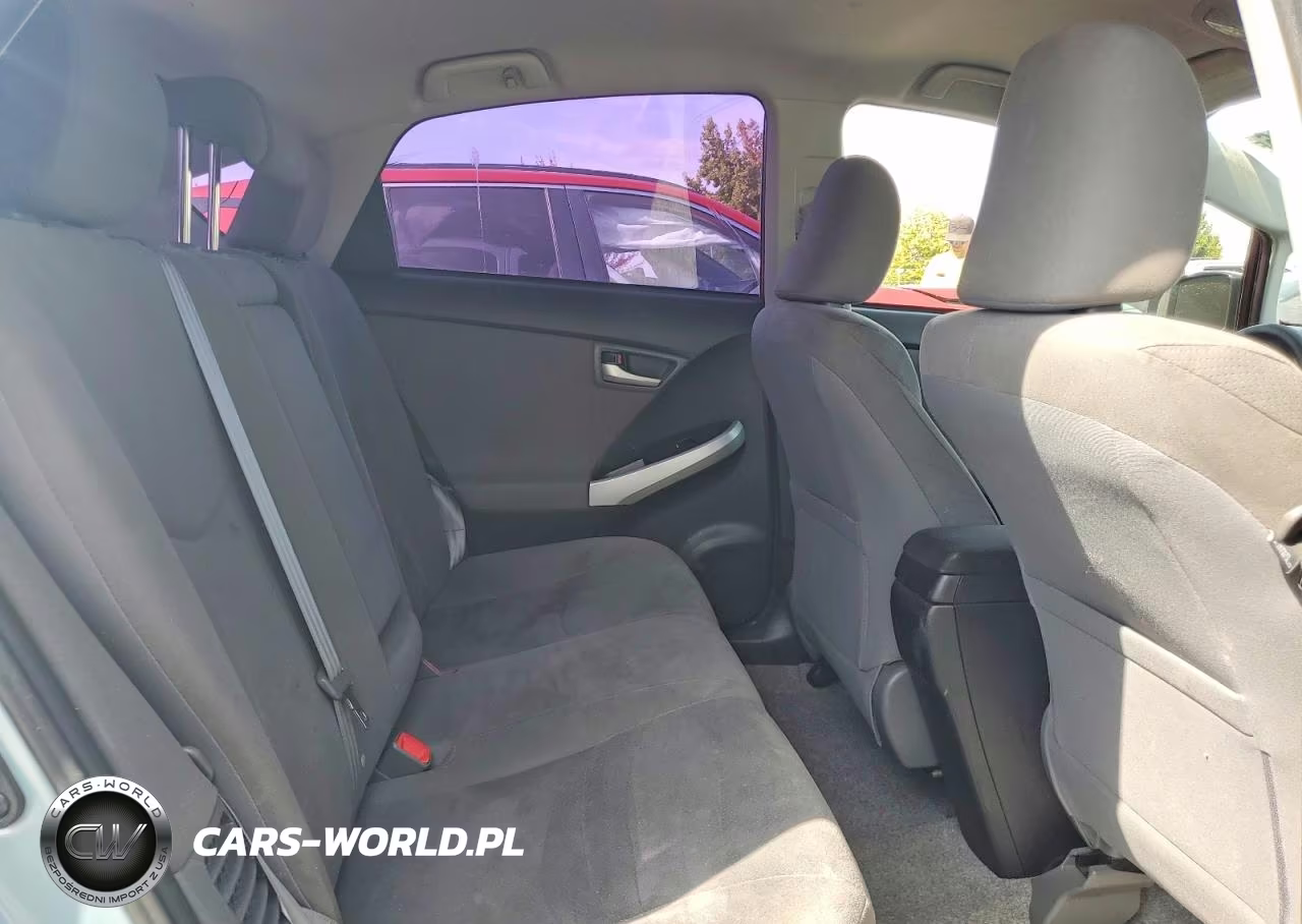 2013 Toyota Prius VIN:JTDKN3DP0D3043146 - 10