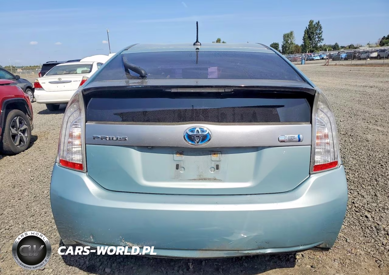 2013 Toyota Prius VIN:JTDKN3DP0D3043146 - 6