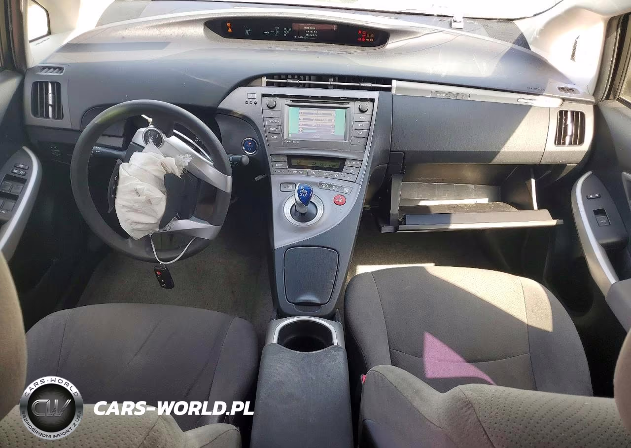 2013 Toyota Prius VIN:JTDKN3DP0D3043146 - 8