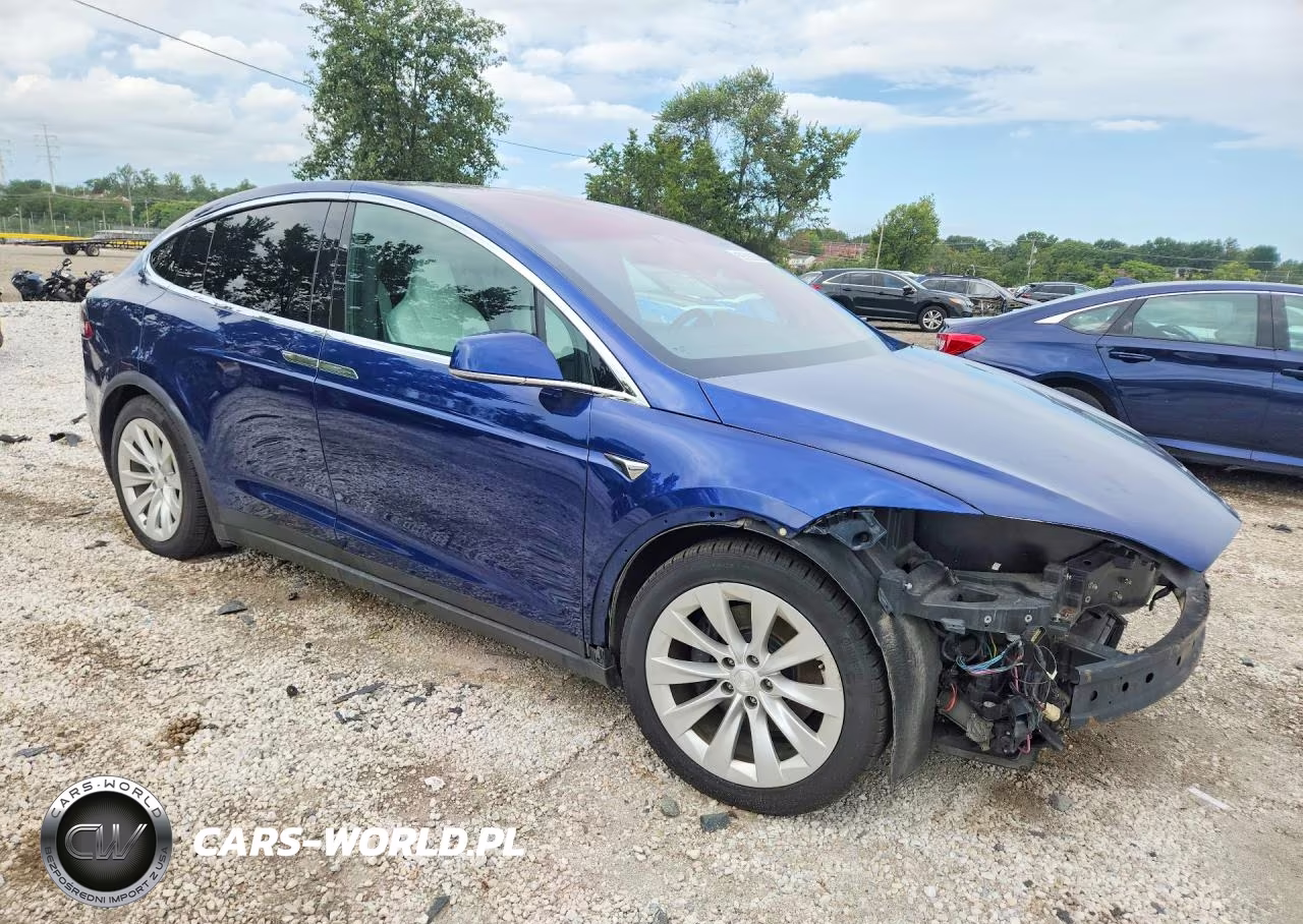 2018 Tesla Model X VIN:5YJXCBE22JF087091 - 4