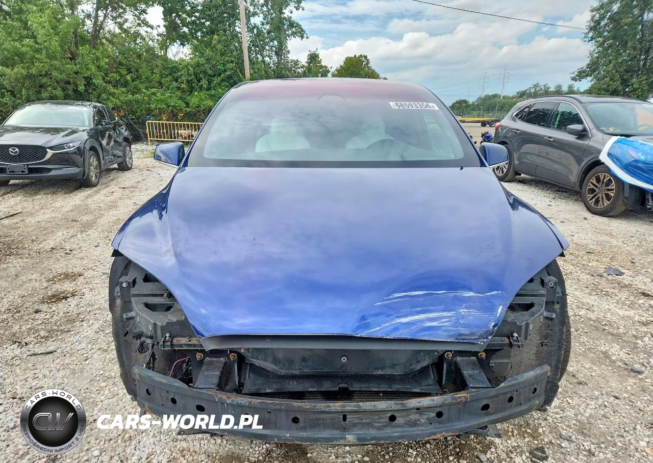 2018 Tesla Model X VIN:5YJXCBE22JF087091 - 5