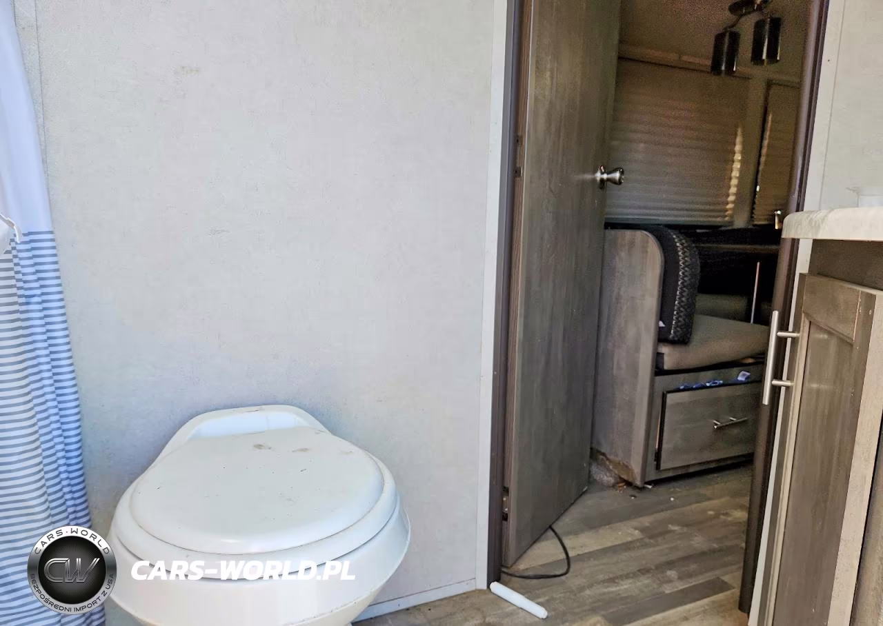 2021 Forest River Vibe Camper VIN:4X4TVBB21MT151999 - 6