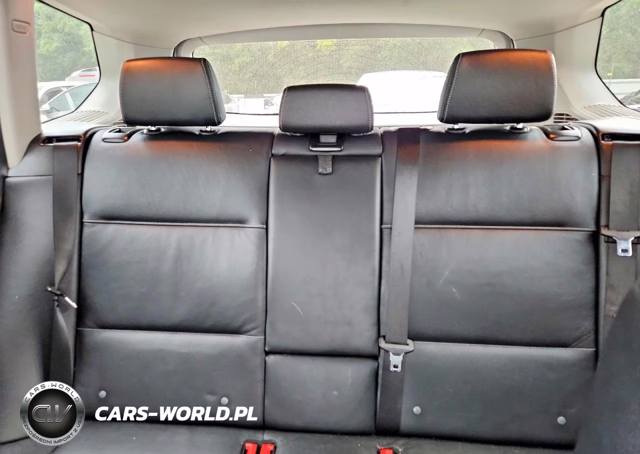2015 BMW X3 xDrive28D VIN:5UXWY3C53F0E95705 - 10