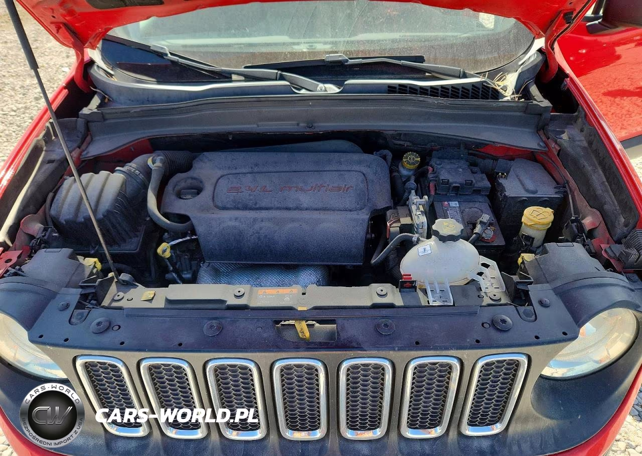 2018 Jeep Renegade Sport VIN:ZACCJAAB2JPG69947 - 11