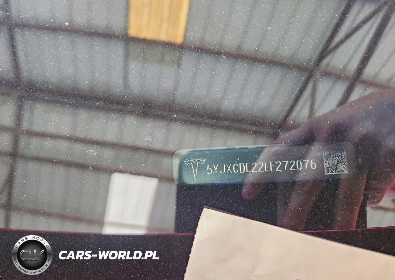 2020 Tesla Model X VIN:5YJXCDE22LF272076 - 12