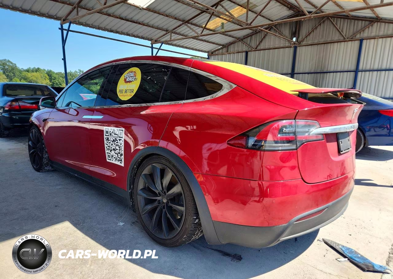 2020 Tesla Model X VIN:5YJXCDE22LF272076 - 2