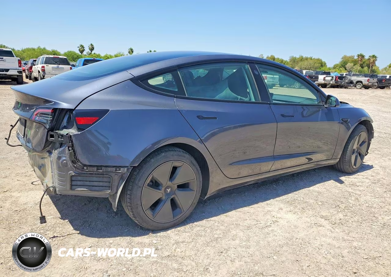 2023 Tesla Model 3 VIN:5YJ3E1EA2PF565707 - 3