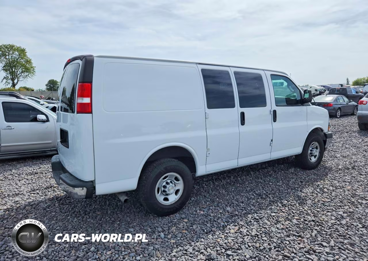 2021 Chevrolet Express G2500 VIN:1GCWGAFPXM1263872 - 3