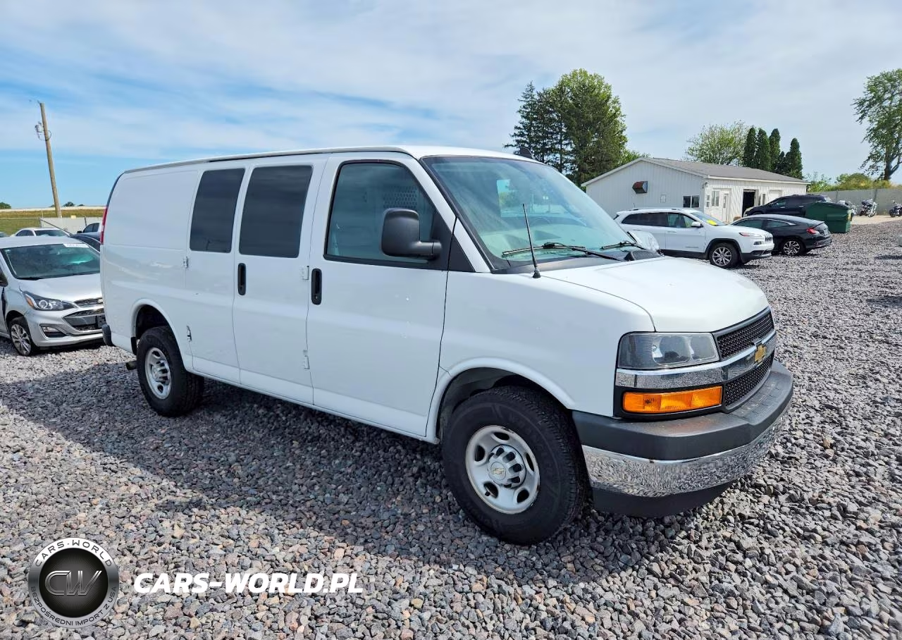 2021 Chevrolet Express G2500 VIN:1GCWGAFPXM1263872 - 4