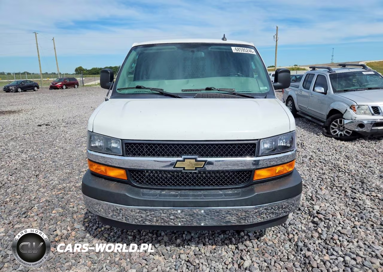 2021 Chevrolet Express G2500 VIN:1GCWGAFPXM1263872 - 5