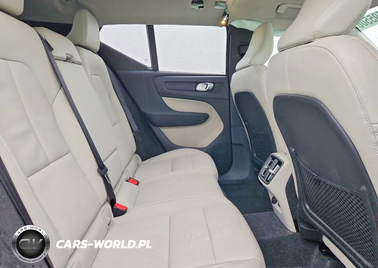 2025 Volvo Xc40 Plus VIN:YV4L12UE5S2570897 - 10