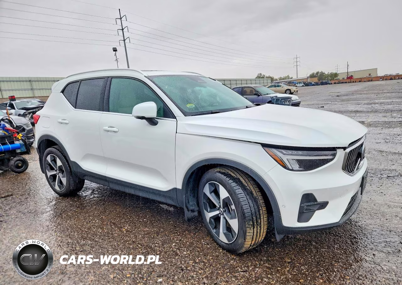 2025 Volvo Xc40 Plus VIN:YV4L12UE5S2570897 - 4
