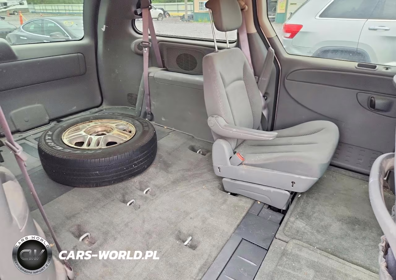 2007 Chrysler Town & Country Lx VIN:2A4GP44R07R330693 - 11