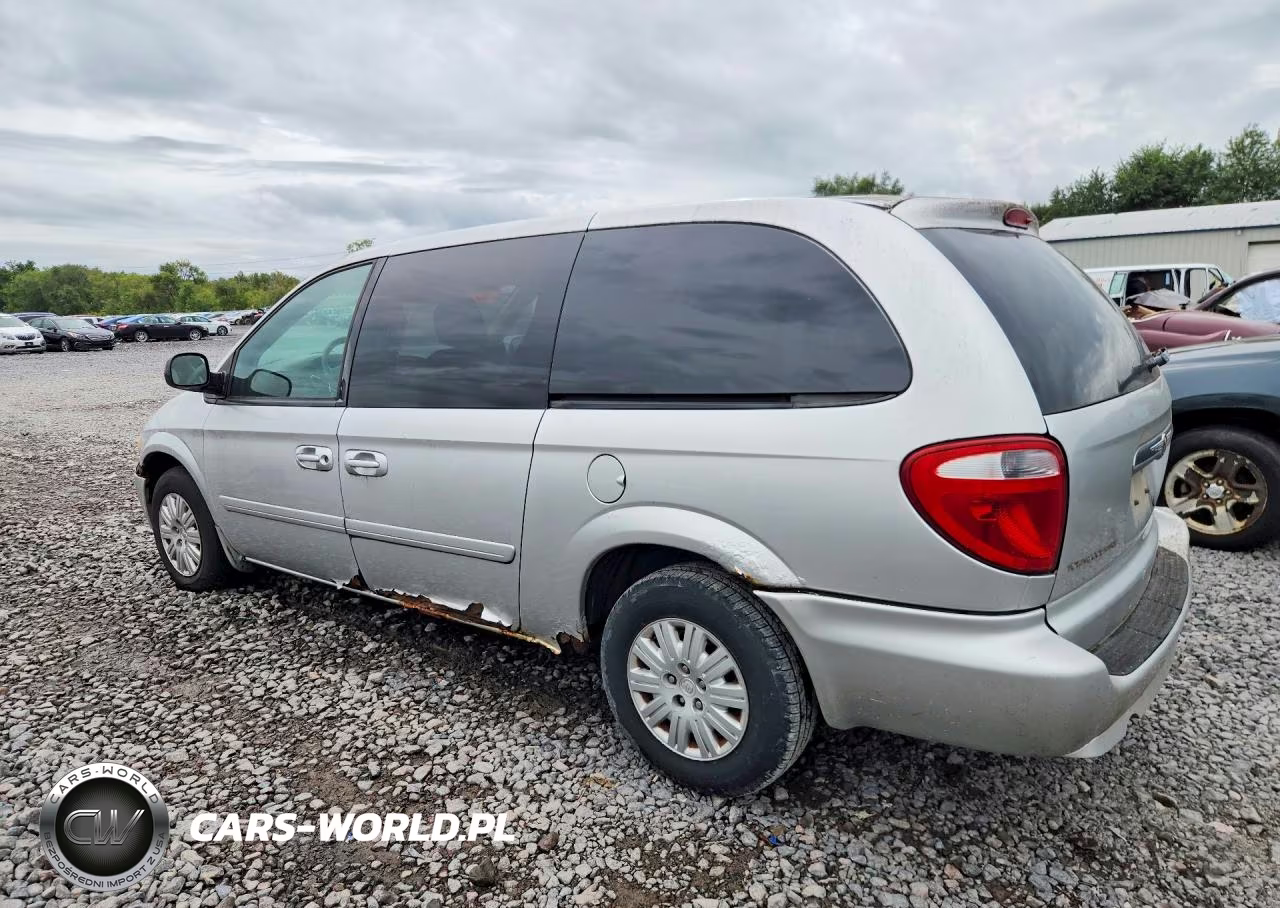 2007 Chrysler Town & Country Lx VIN:2A4GP44R07R330693 - 2