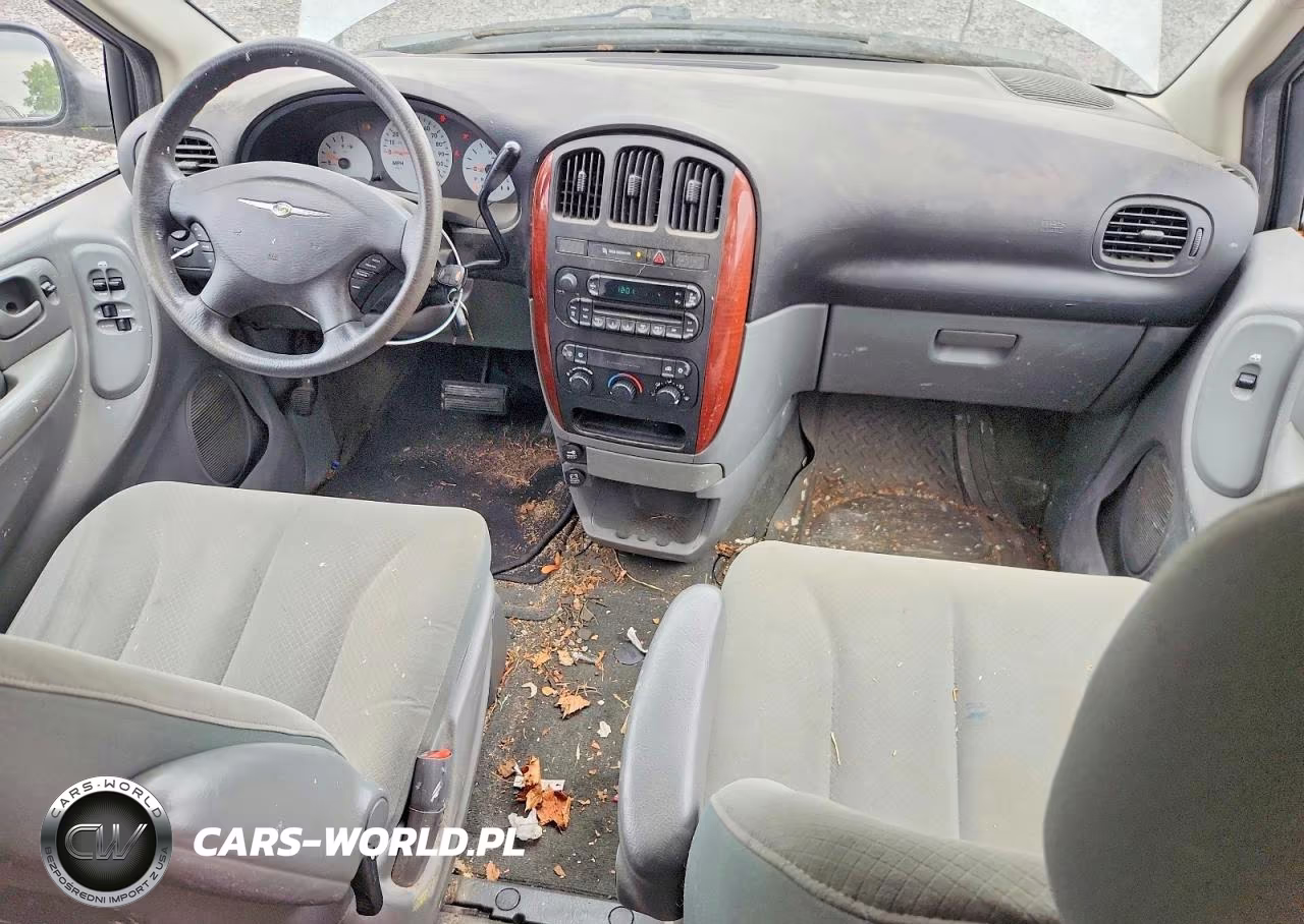 2007 Chrysler Town & Country Lx VIN:2A4GP44R07R330693 - 8
