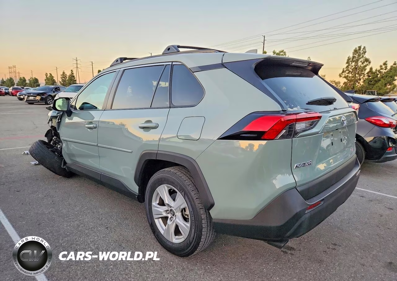 2021 Toyota Rav4 Xle VIN:2T3W1RFV6MC090563 - 2