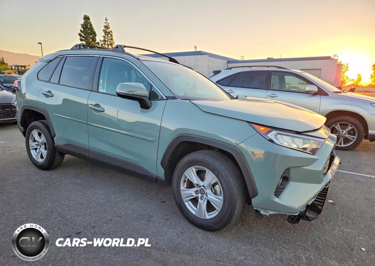 2021 Toyota Rav4 Xle VIN:2T3W1RFV6MC090563 - 4