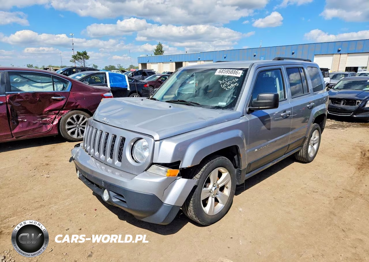 2015 Jeep Patriot Latitude VIN:1C4NJRFB7FD290965 - 1