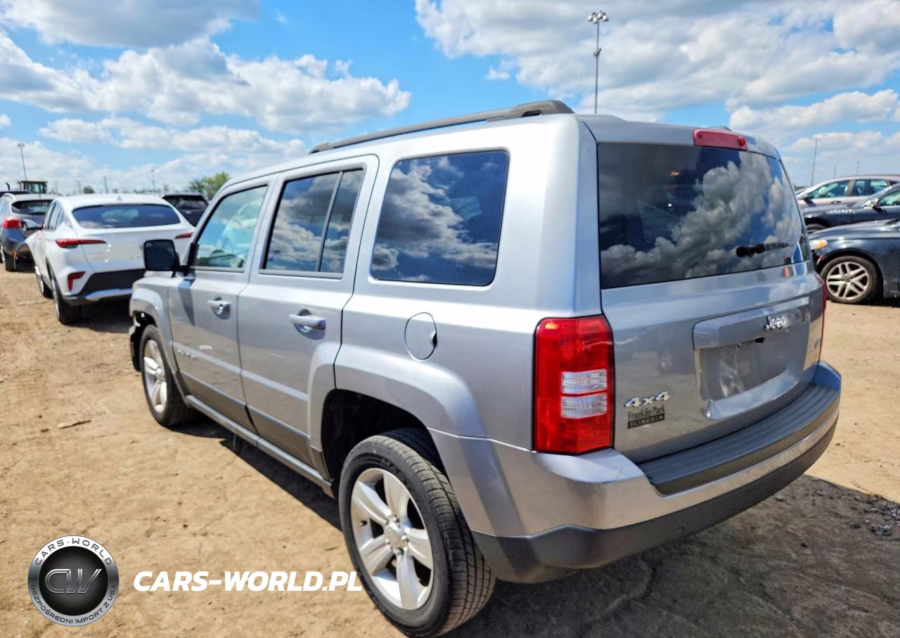2015 Jeep Patriot Latitude VIN:1C4NJRFB7FD290965 - 2
