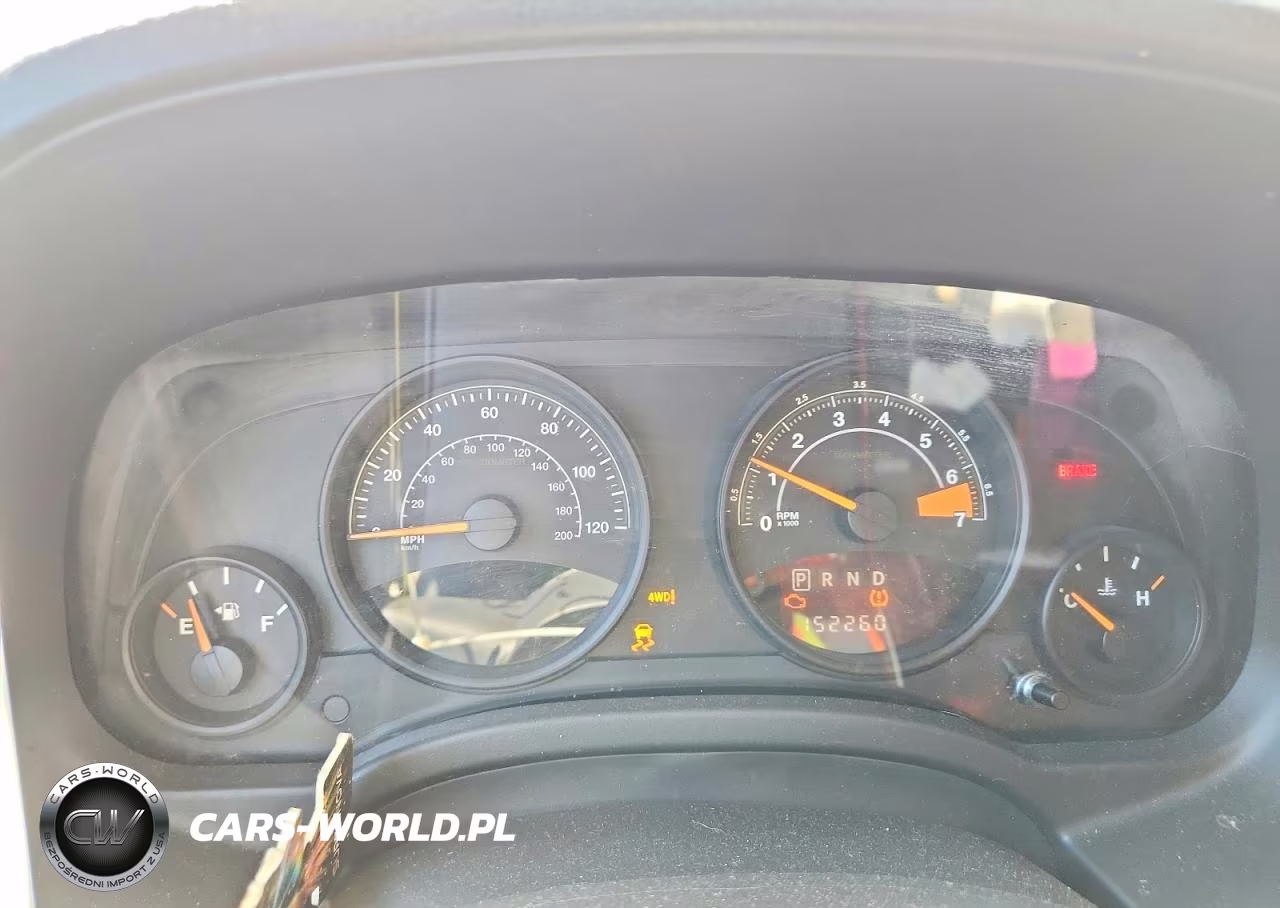2015 Jeep Patriot Latitude VIN:1C4NJRFB7FD290965 - 9