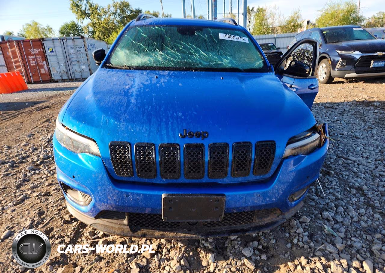 2023 Jeep Cherokee Altitude Lux VIN:1C4PJMMB0PD109639 - 5